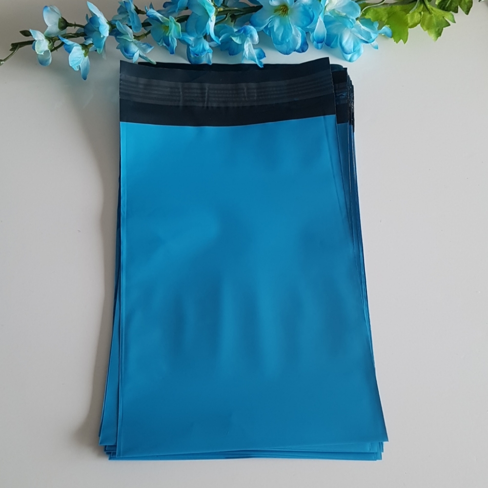 CLEARANCE 25 Minor Folds Poly Mailers 6.75"x9.8" inches